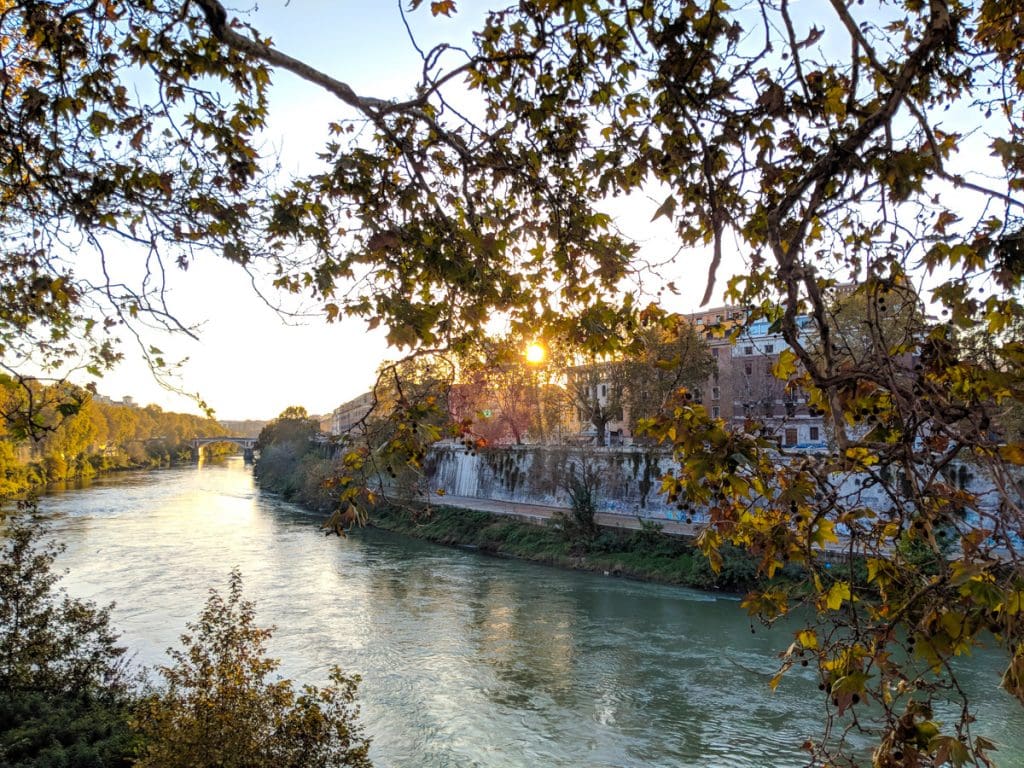Tiber river from near Ponte Palatino