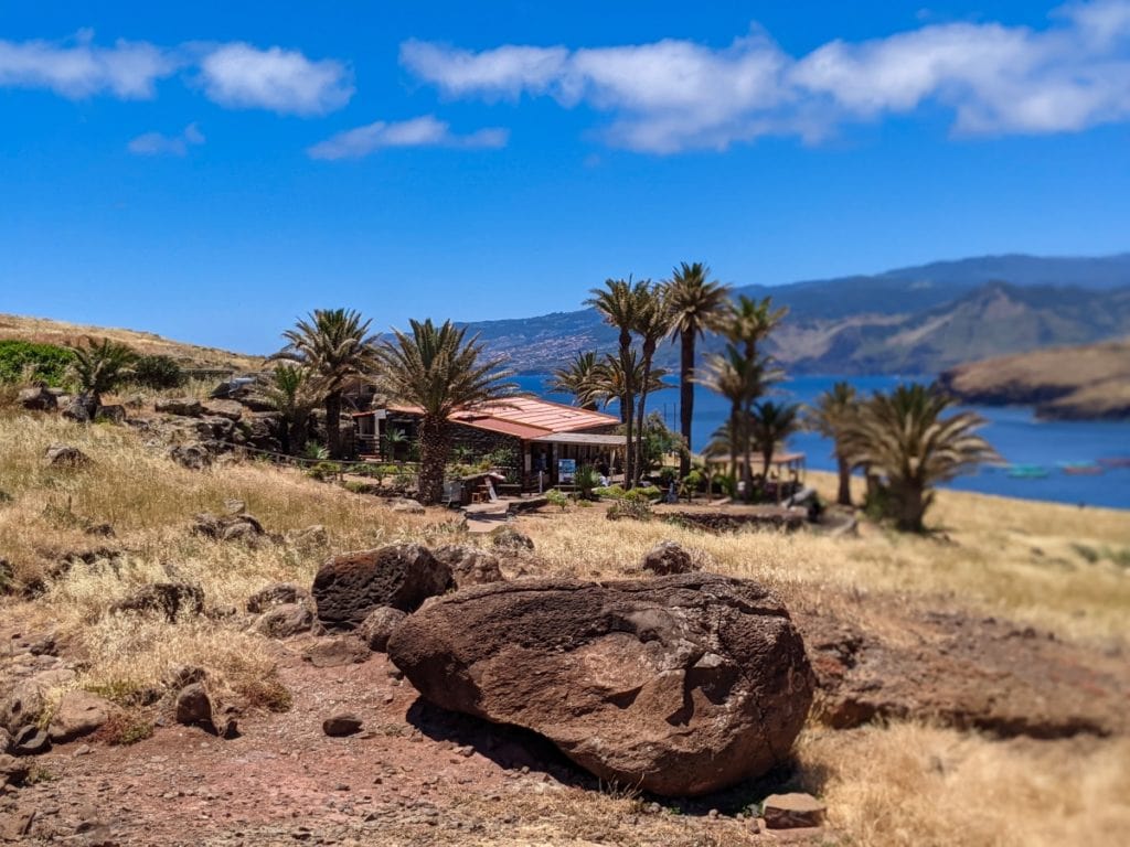 cafe near ponta do sao lourenco