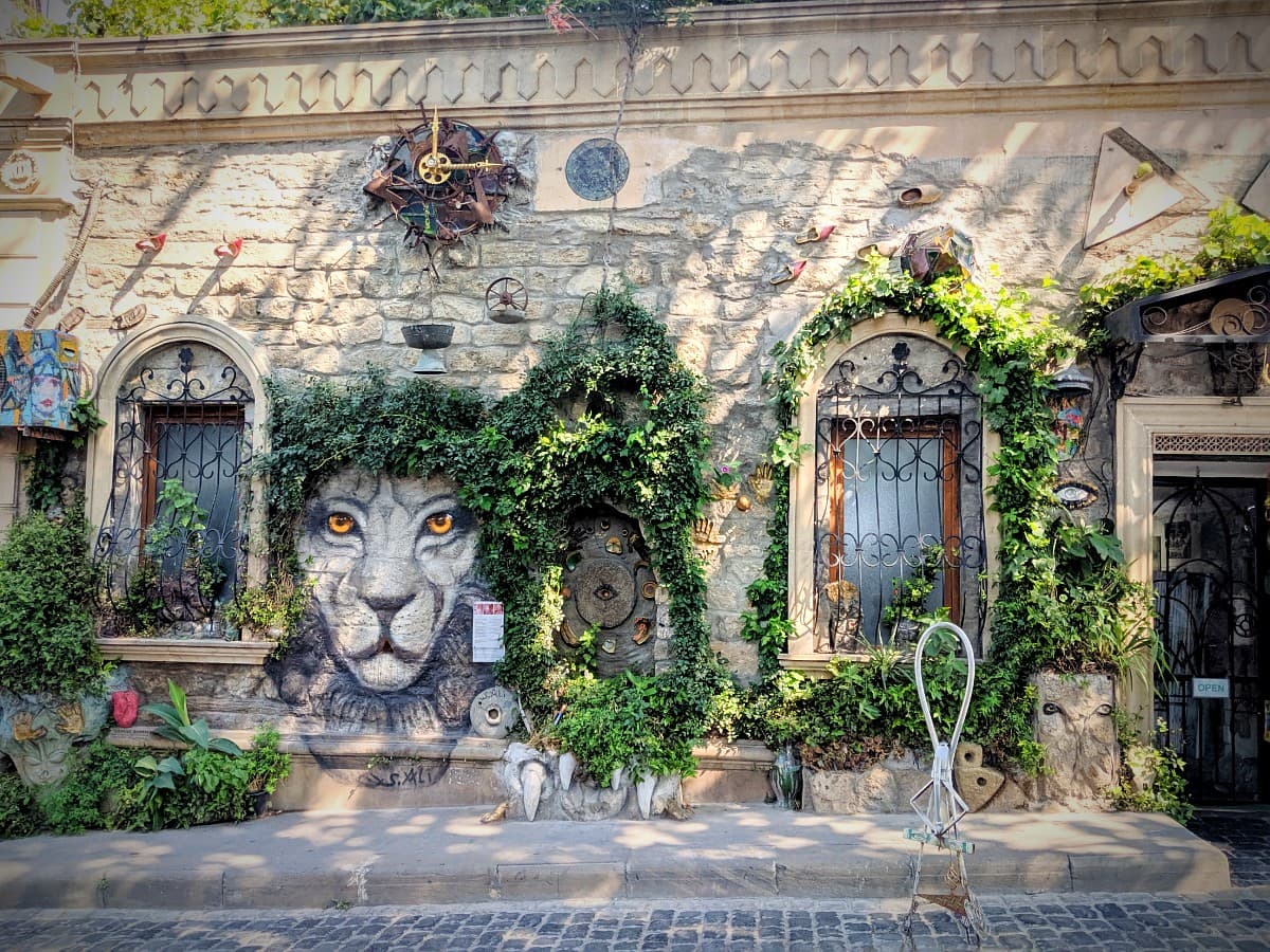 Business in the old town of Baku
